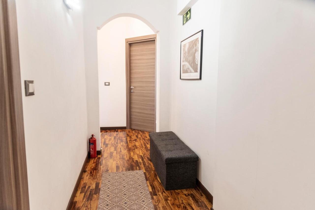Merulana Suite Apartment Rom Exterior foto